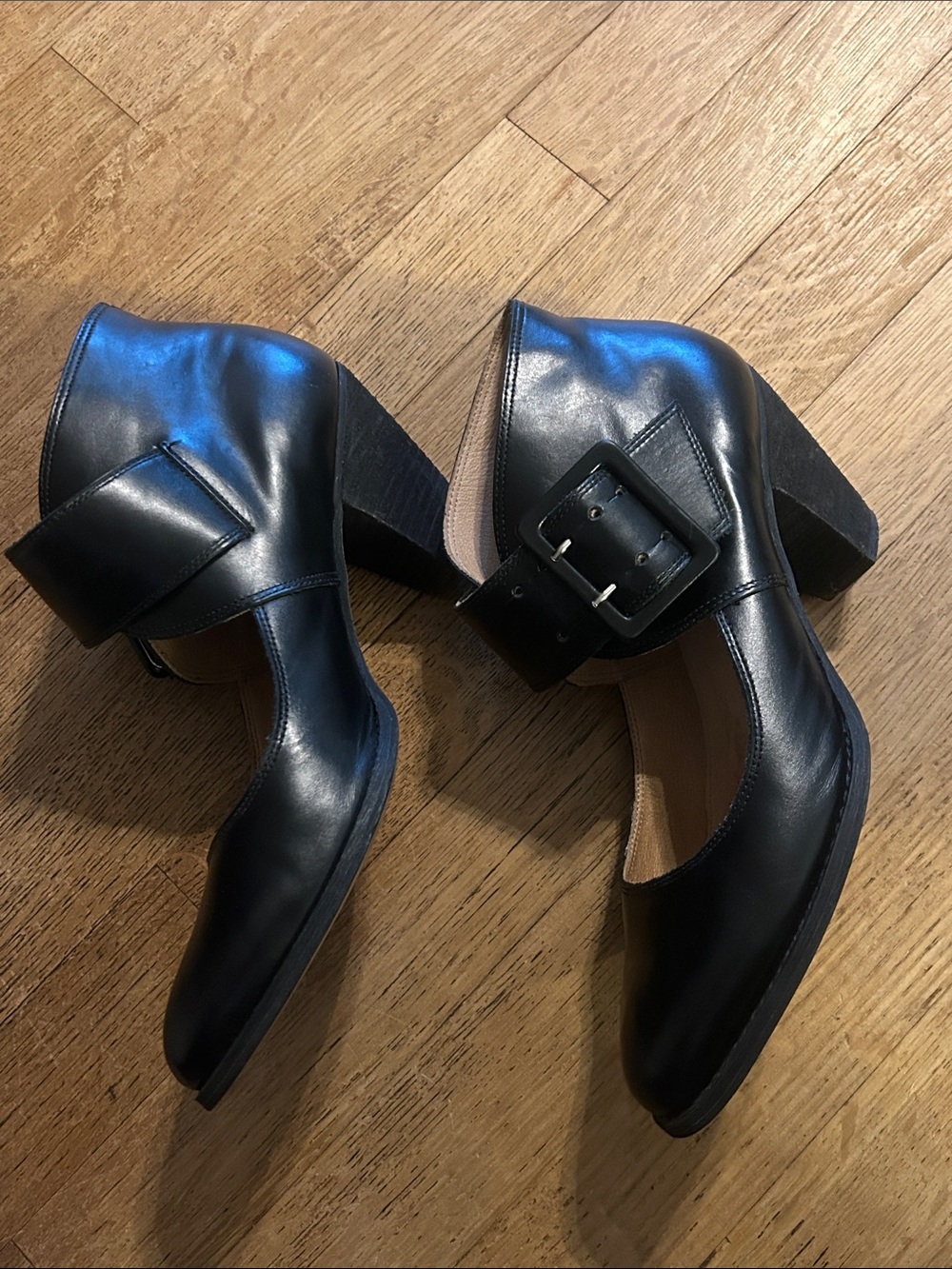 Black Leather Mary Jane Bonsai Heels with Buckle Size 9 - Picture 2 of 7